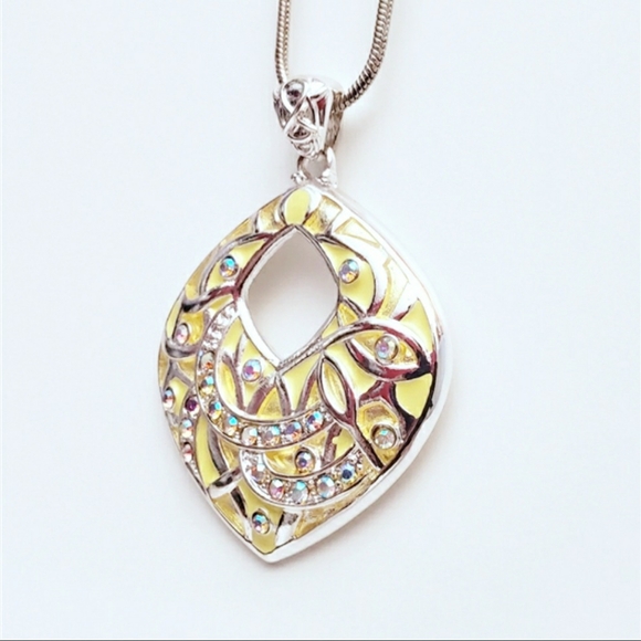 Absolutely Gorgeous Enamel/AB Crystal Rhinestones Pendant On Silver Chain - Picture 2 of 7